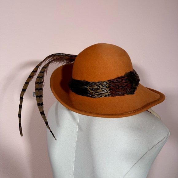Vintage 1970's 80's burnt orange Wool quail feather avant garde fedora hat - Picture 15 of 17